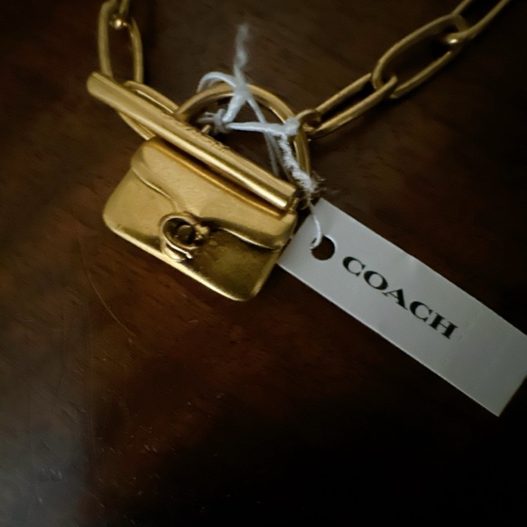 Coach Tabby Mini Handbag Charm Paperclip Link Toggle Bracelet Goldtone NEW - Picture 3 of 7